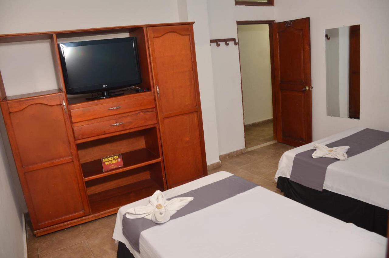 Hotel Plaza Ventura Barranquilla  Buitenkant foto